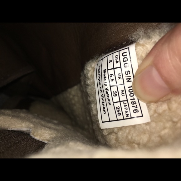 Ugg Boots 👢 - Picture 6 of 6